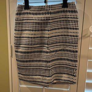 Loft pencil skirt 4P